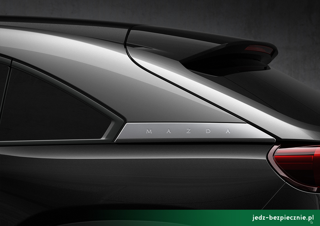 Premiera tygodnia - Mazda MX-30 facelifting - dwukolorowe nadwozie Jet Black